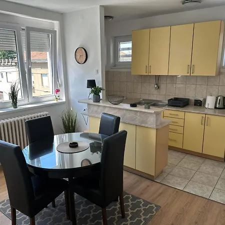 Cornerapartmentbl Appartement *